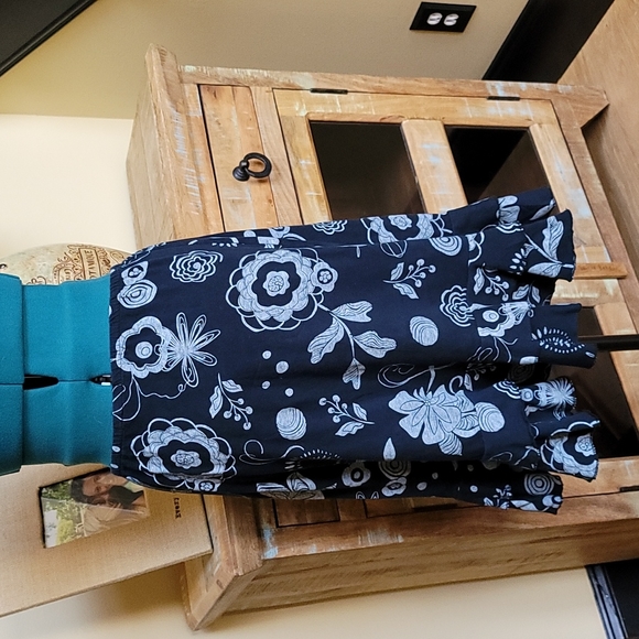 Fresh Produce Skirt - SZ S - Picture 4 of 6